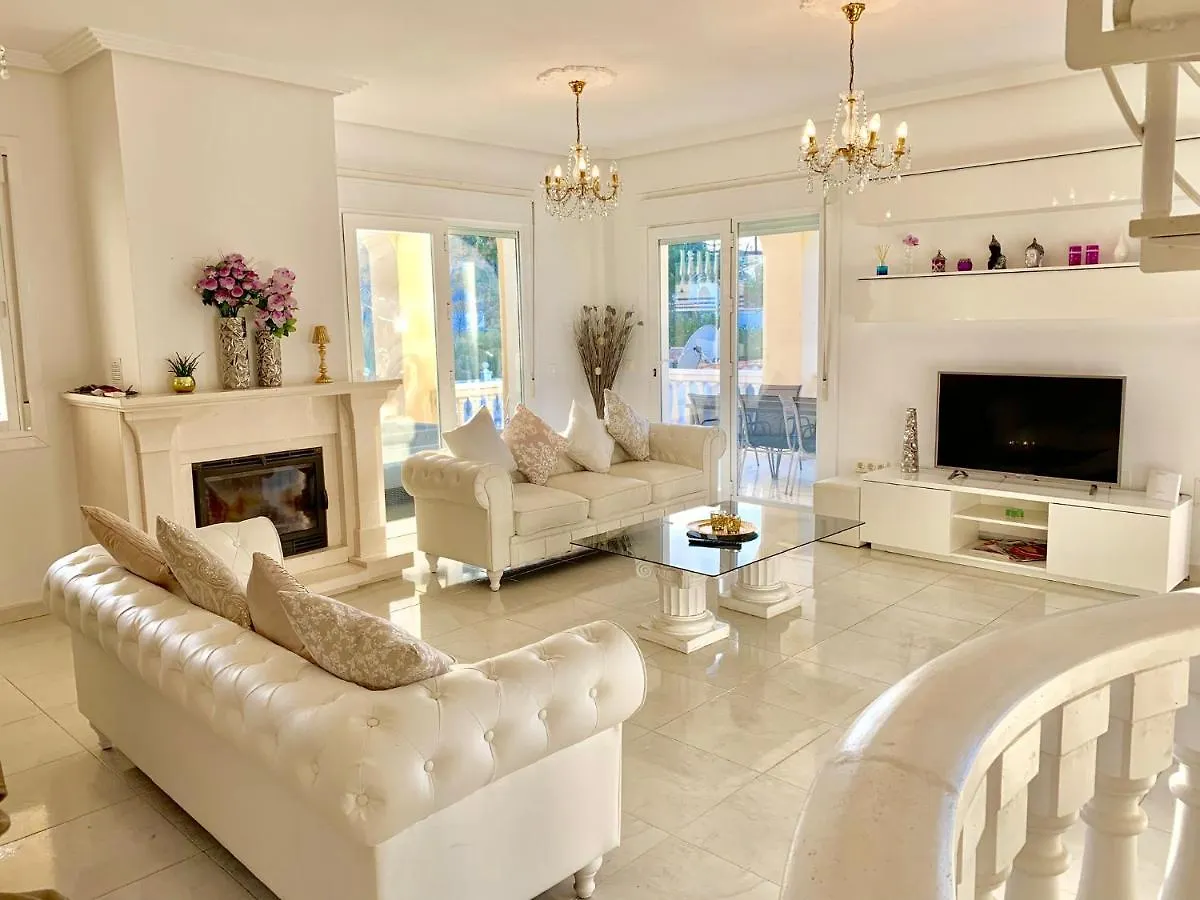 Villa Lissa Luxe 푸엔히롤라 0*,  스페인