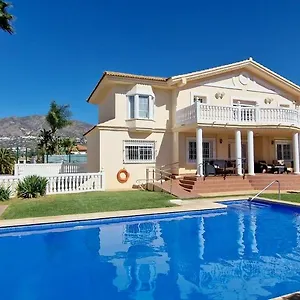 Golden Costa Del Sol - Big Private Pool - Bbq - Good Location Fuengirola