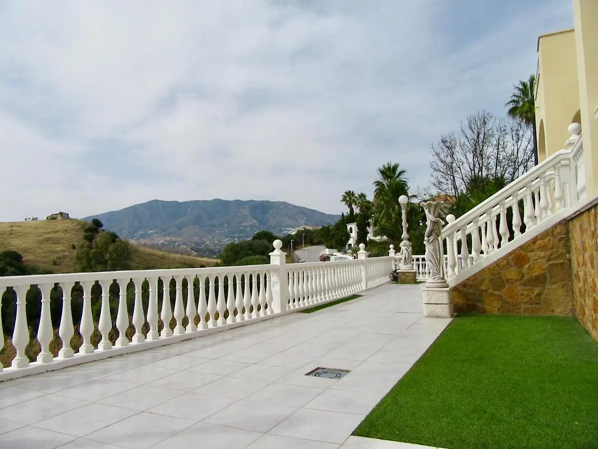 Villa Lissa Luxe Fuengirola
