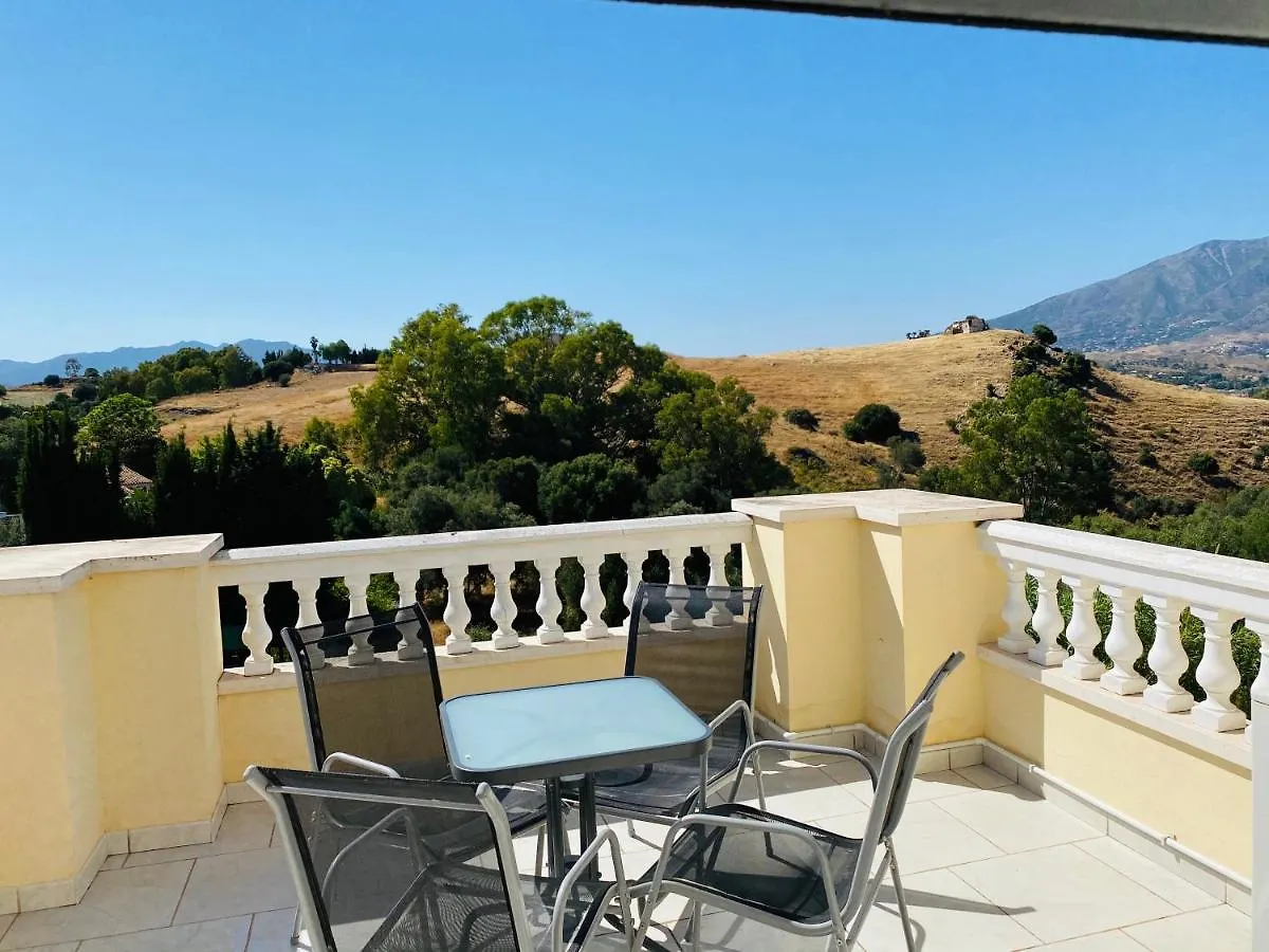 Villa Lissa Luxe Fuengirola