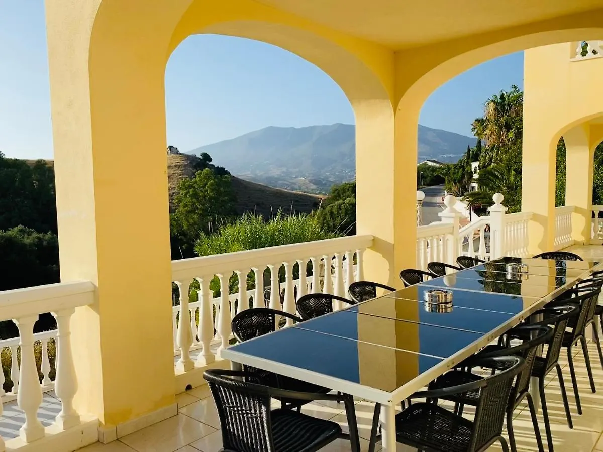 Villa Lissa Luxe Fuengirola