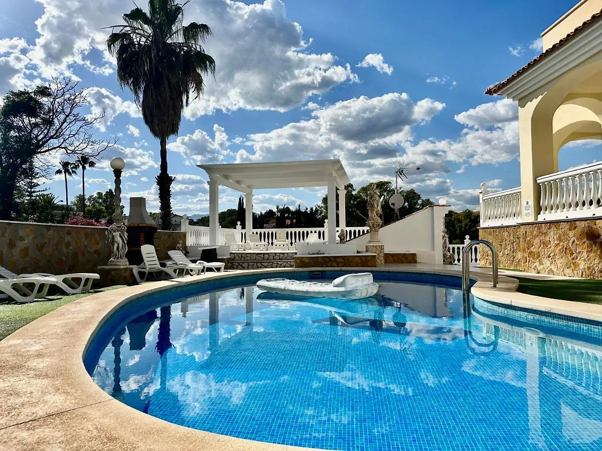 Villa Lissa Luxe Fuengirola