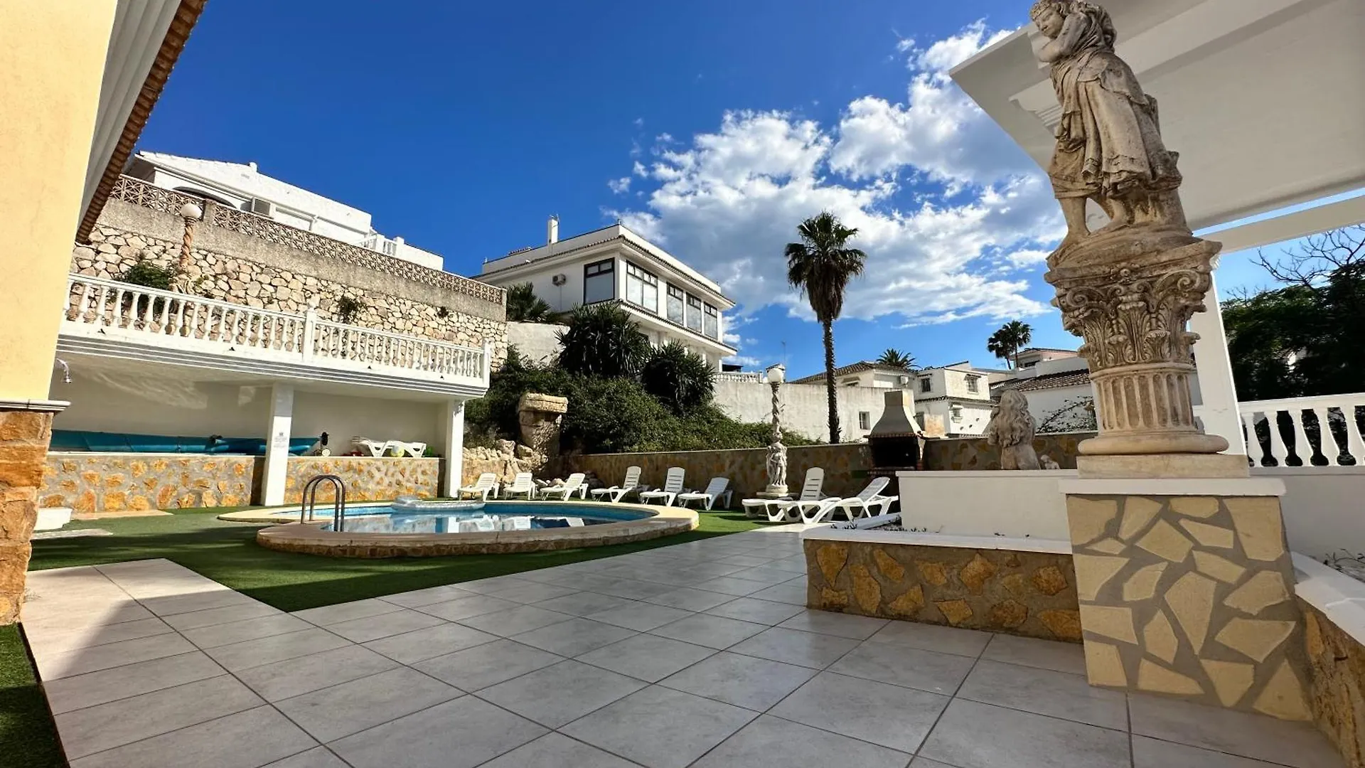 Villa Lissa Luxe Fuengirola
