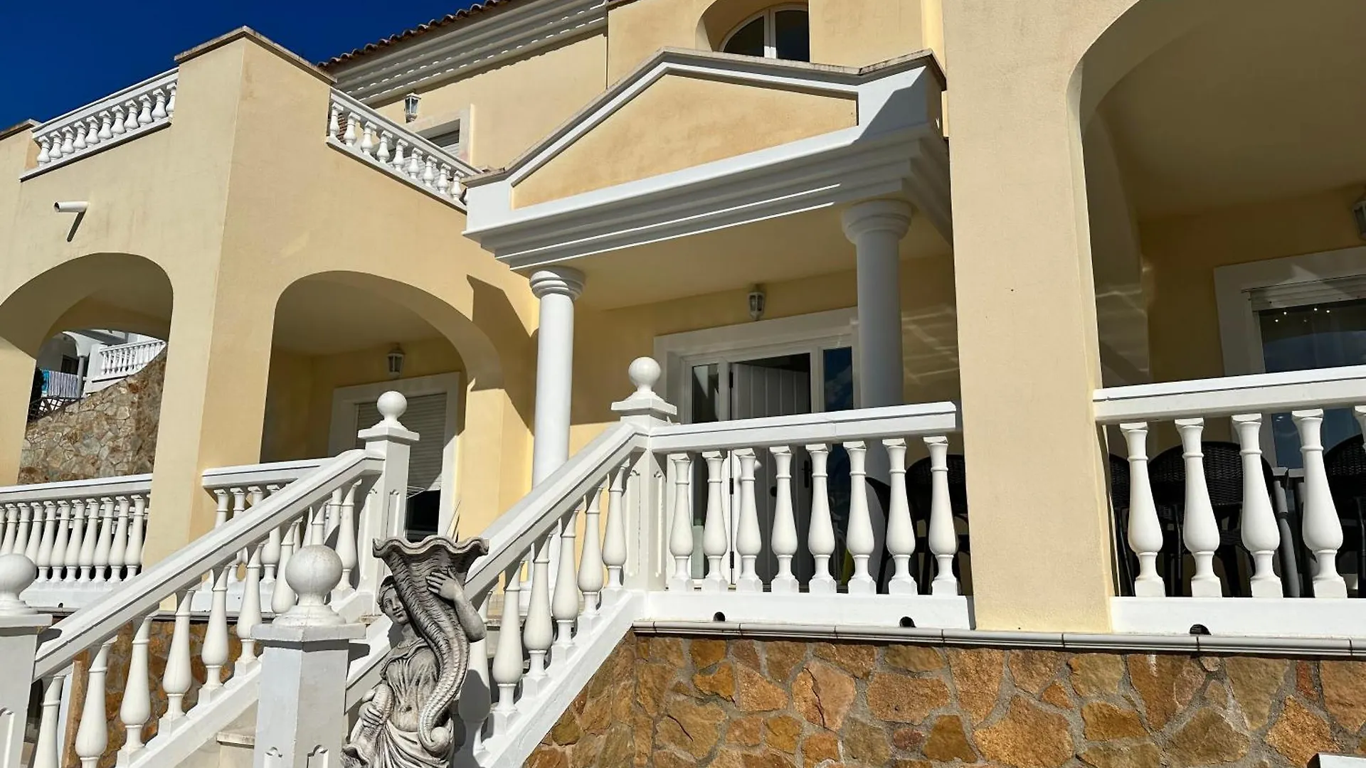 Villa Lissa Luxe Fuengirola Spain