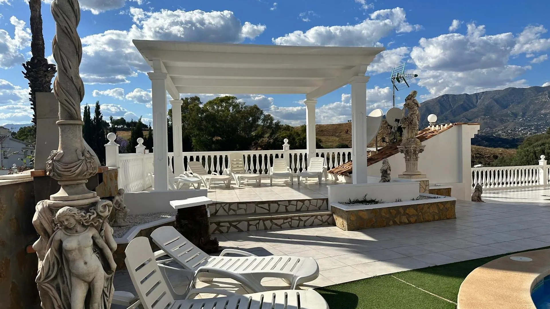 Villa Lissa Luxe Fuengirola